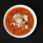 Pikantna zupa z chorizo...