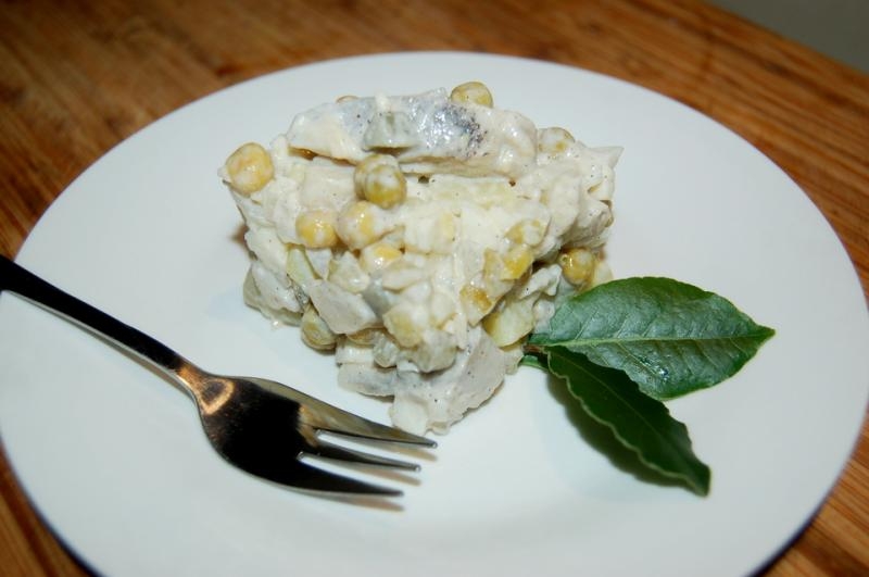 Sałatka śledziowa z chrzanem