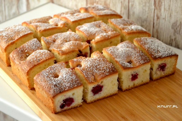 Bajecznie proste ciasto z wiśniami
