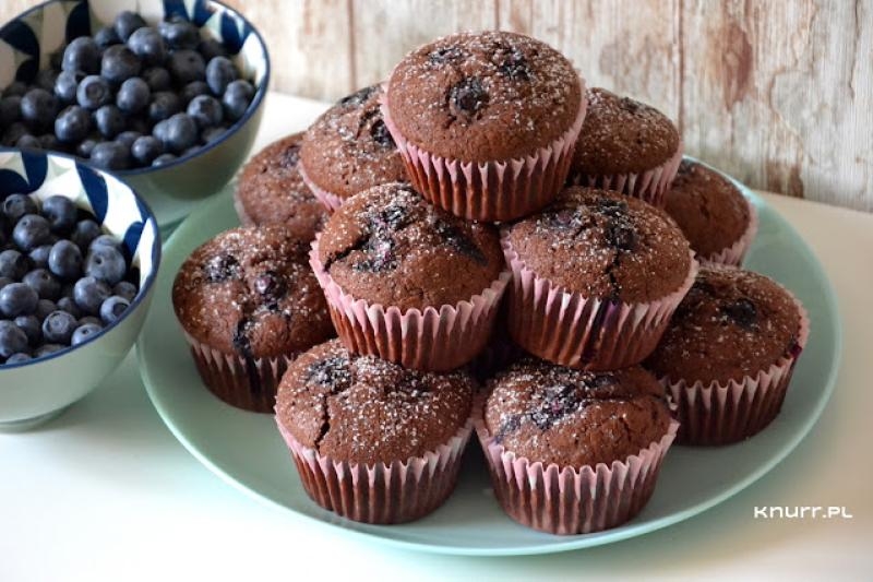 Muffinki czekoladowo-borówkowe