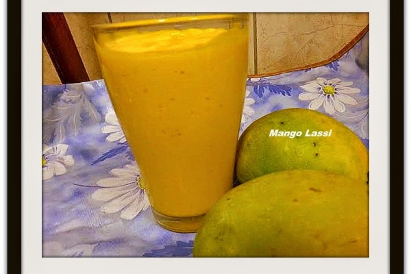 Mango Lassi - Mango Yogurt Smootie
