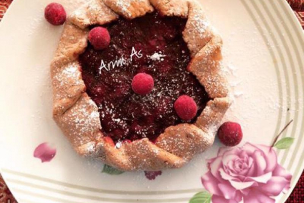 Wiśniowa fit tarta rustykalna (galette)
