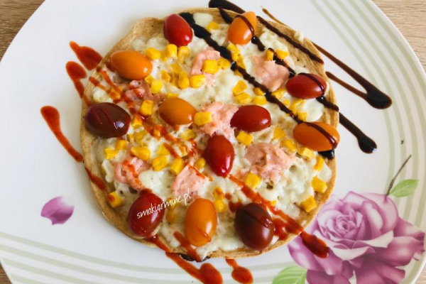 Pizza z patelni (na śmietanie)