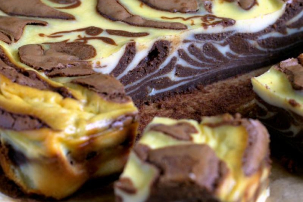 Sernikobrownie