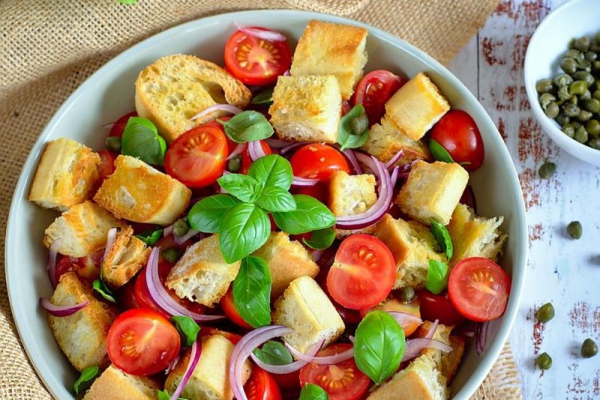 Sałatka Panzanella