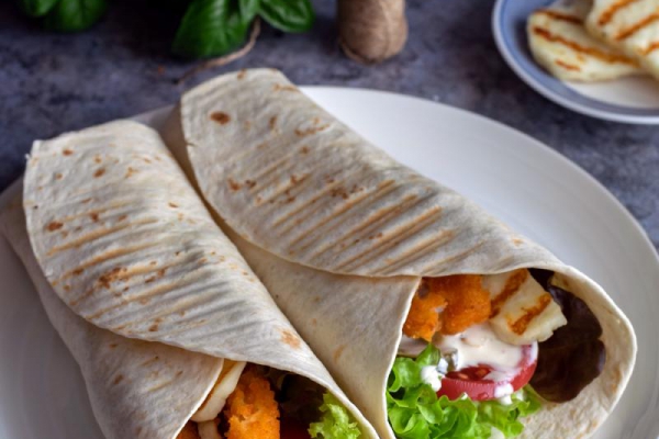 Tortilla z paluszkami rybnymi