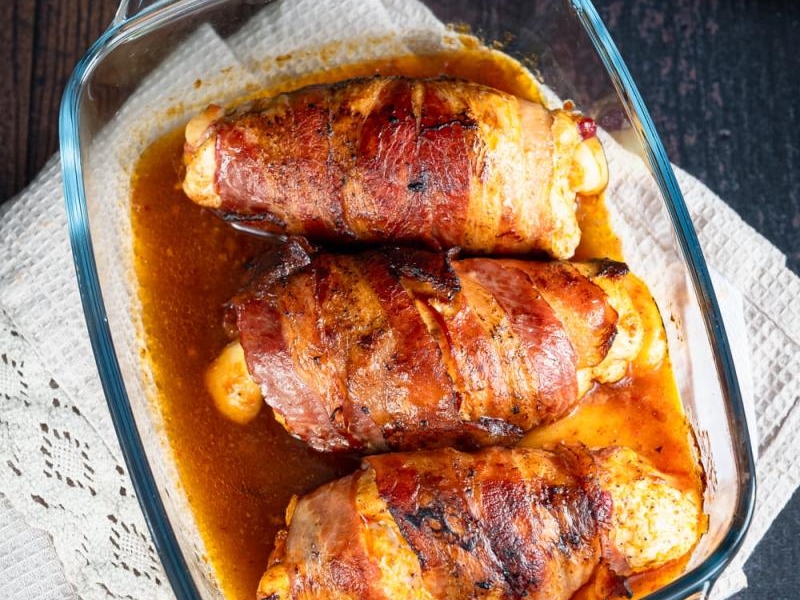 Drobiowe roladki z żurawiną i oscypkiem