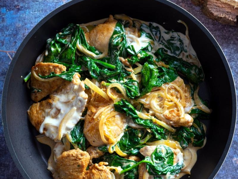 Polędwiczki z indyka ze szpinakiem