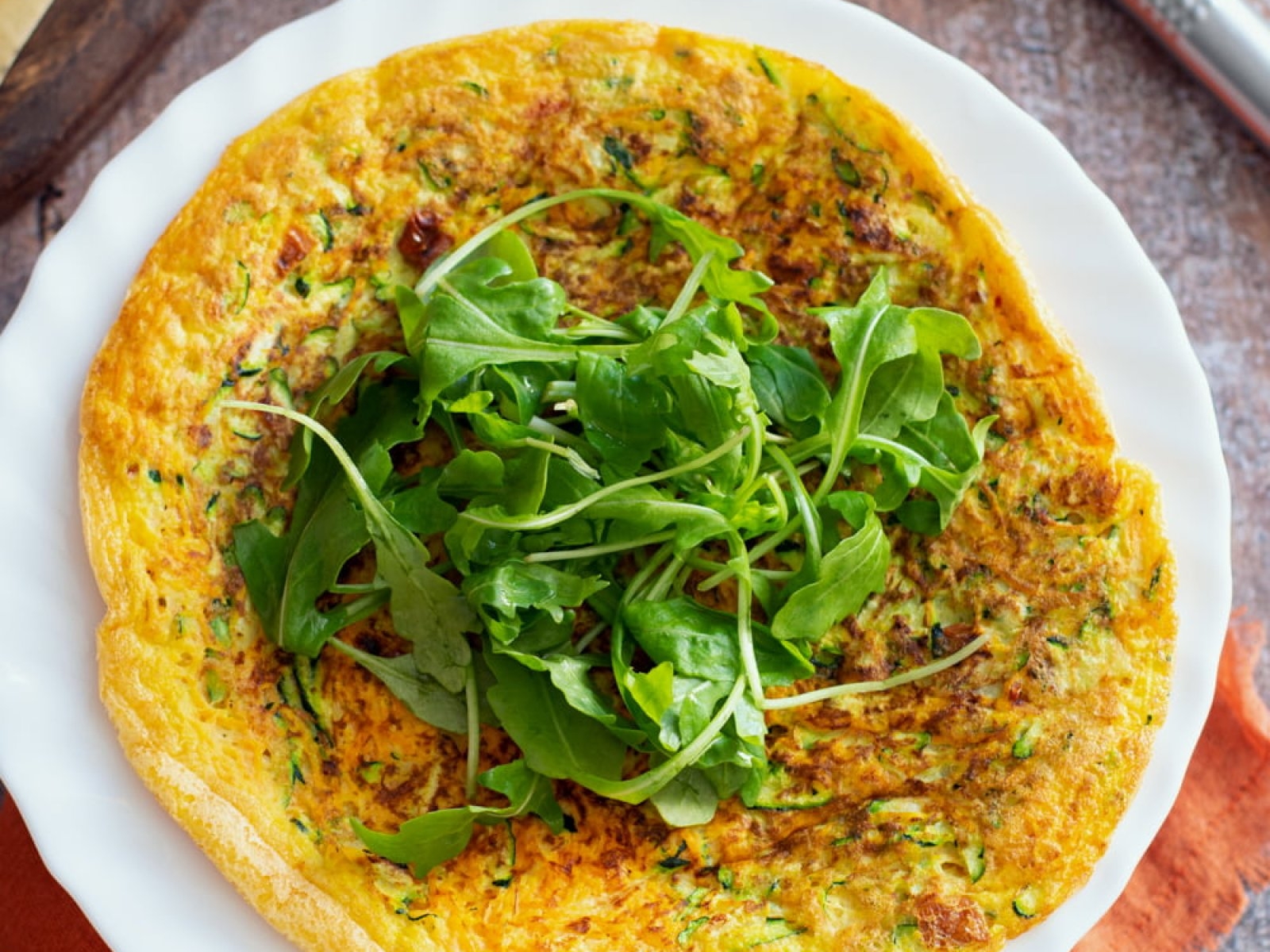 Omlet z marchewką i cukinią