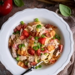 Spaghetti z tuńczykiem,...