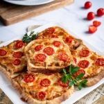 Chleb zapiekany z...