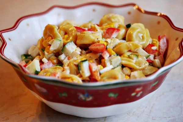 Sałatka z tortellini