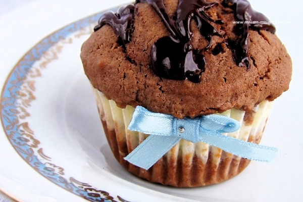 muffinki czekoladowo-sernikowe