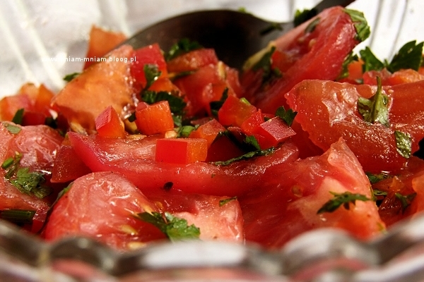sałatka z pomidorów i kolendry - banadura Salata B Kizbara.....