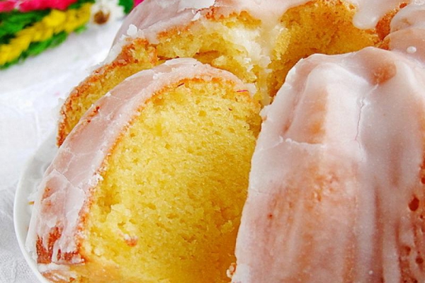 babka jogurtowo-cytrynowa