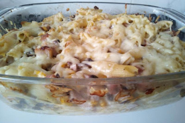 Zapiekanka makaronowa