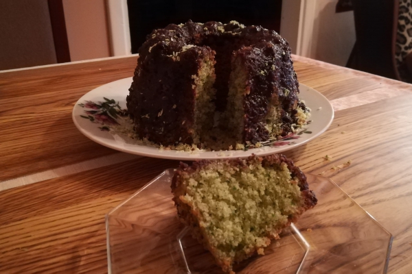 Zielona babka ze szpinakiem