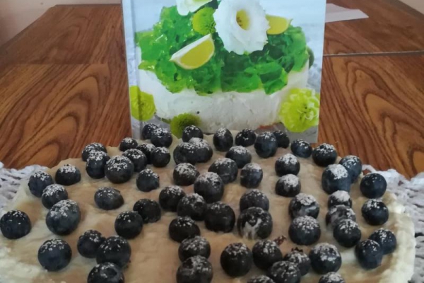 Sernik na zimno z mascarpone i malinami -tutaj są borówki-przepis pani Renaty Czelny Kawa