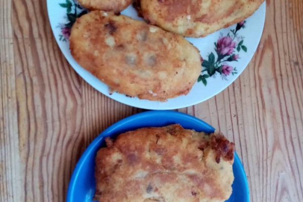 Ala mielone z nadzieniem z gotowanych ziemniaków