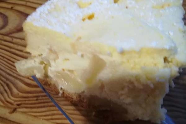 Sernik z ananasem -naszło mnie na sernik ,miałam ananasy i powstał sernik