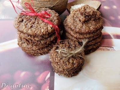 Ciasteczka owsiane czekoladowo-kokosowe (chrupiące)