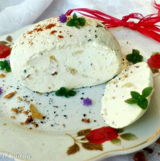 Serek z jogurtów greckich (labneh)