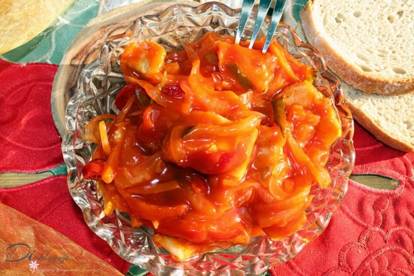 Śledzie w sosie salsa
