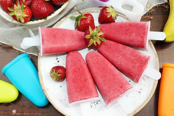Lody truskawkowo-bananowe z serkiem Capri (bez cukru, tylko 3 składniki)