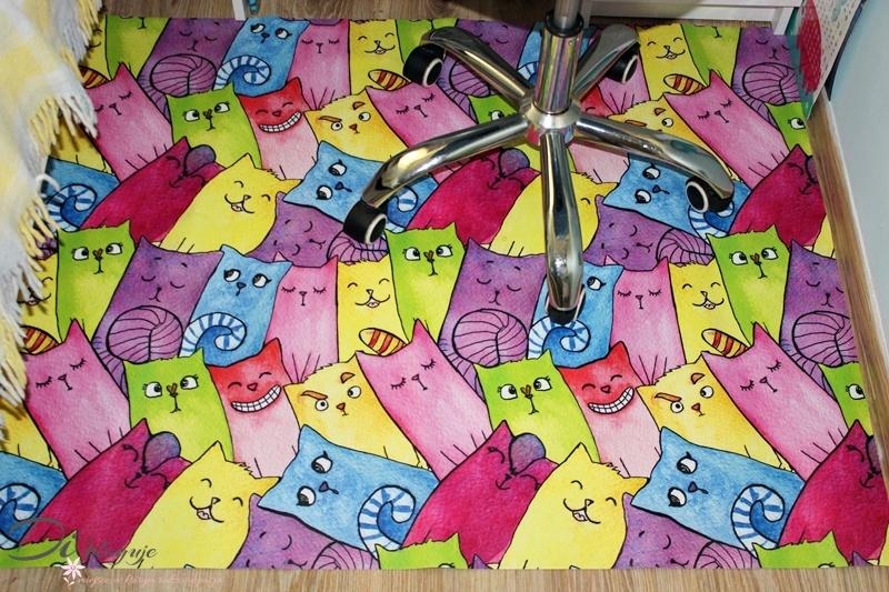 Mata winylowa pod krzesło do pokoju dziecka – ochrona podłogi i porządek przy biurku