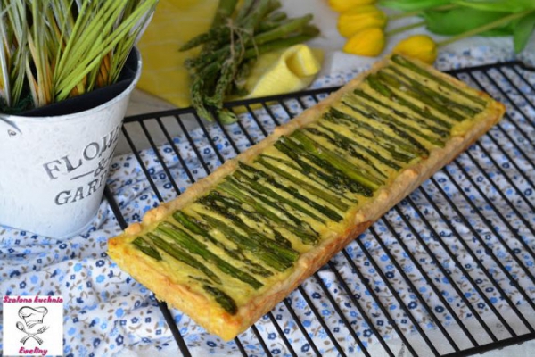 Tarta ze szparagami
