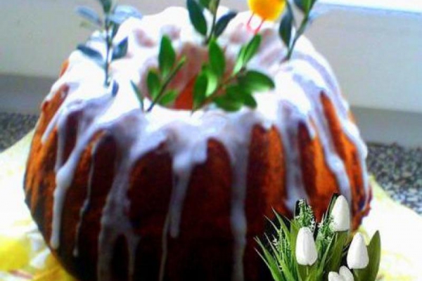 BABKA Z AJERKONIAKIEM