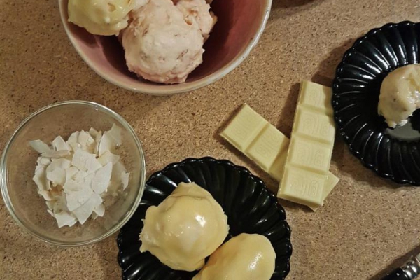 White choco bons