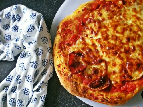 Pizza dla leniwych: gotowa w 6 godzin ;)