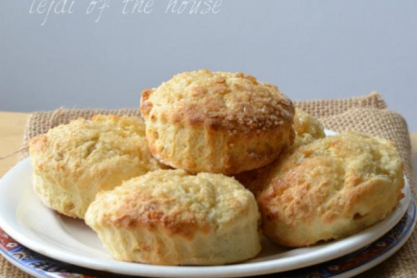 Scones ze skórką pomarańczową...
