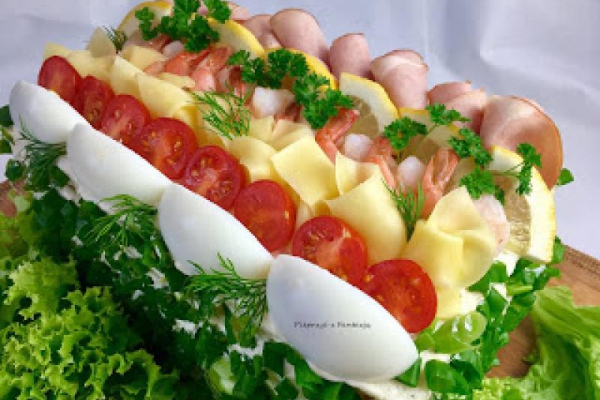 Tort kanapkowy