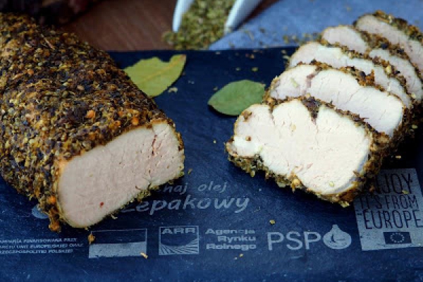 POLĘDWICA GOTOWANA NA PARZE