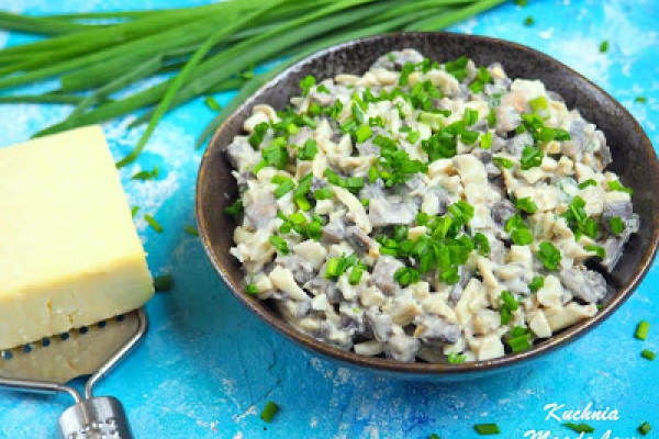 SAŁATKA PIECZARKOWA