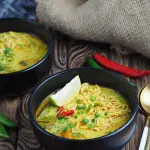 Zupa curry z makaronem