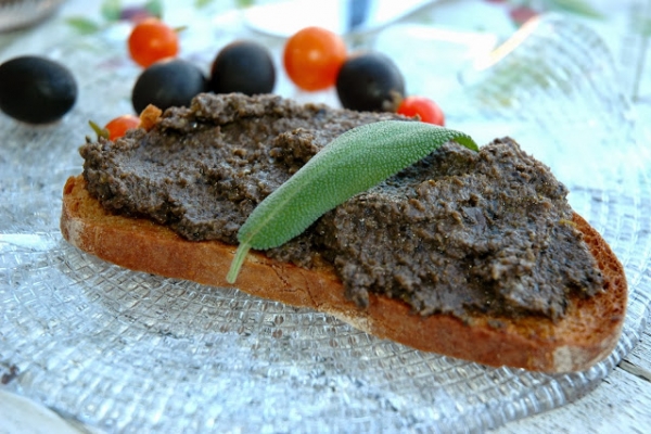 TAPENADA ( pasta z czarnych oliwek)