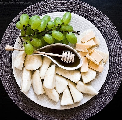 Gruszka z serem i miodem