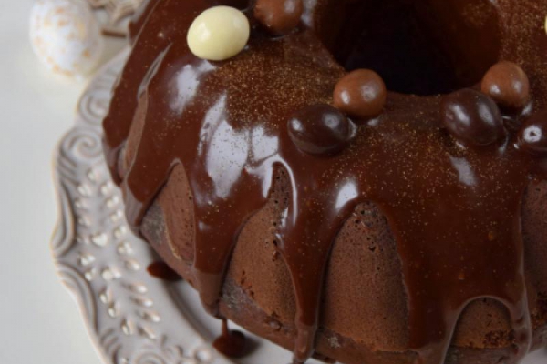Podwójnie czekoladowa babka na kefirze