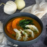 Dyniowa zupa miso z...