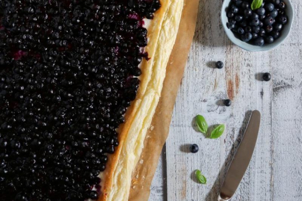 Tarta francuska z jagodami