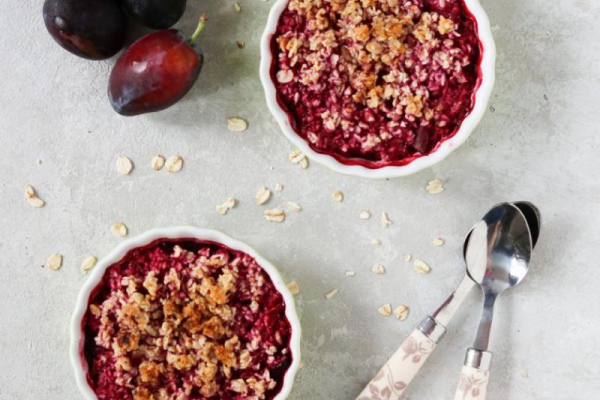 Fit crumble ze śliwkami
