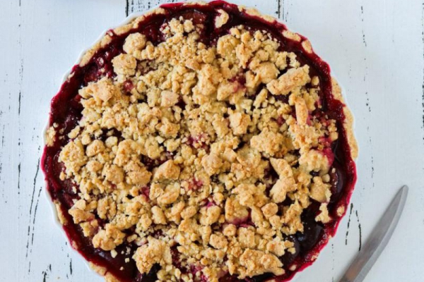 Krucha tarta ze śliwkami (bez glutenu i bez cukru)
