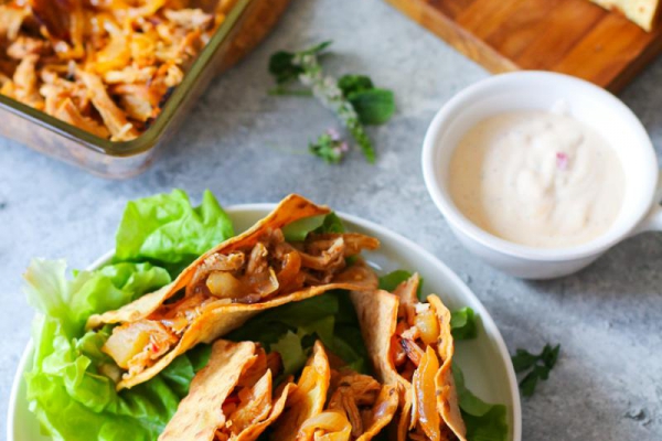 TACOS Z HAWAJSKIM KURCZAKIEM Z ANANASEM I SOSEM JALAPEÑO