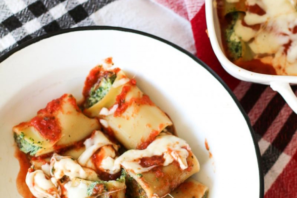 CANNELLONI ZE SZPINAKIEM