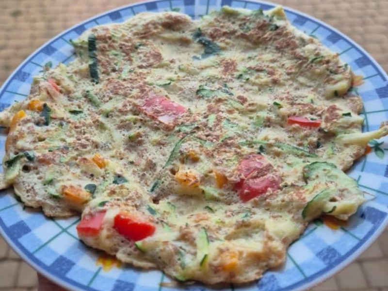 Szybki omlet warzywny.