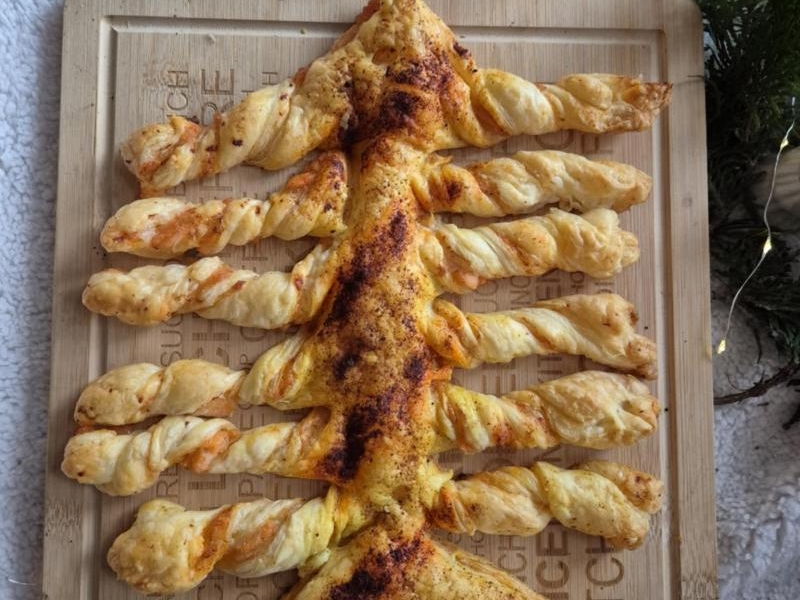 Choinka łososiowa na cieście francuskim