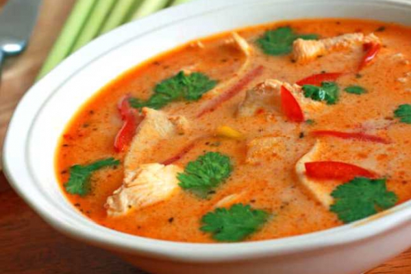 Zupa Tom Kha Gai z kurczakiem. ORYGINALNY przepis prosto z Tajlandii